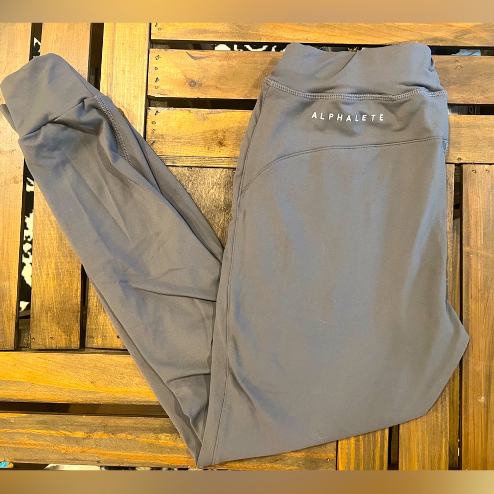 Alphalete joggers/ XS/ light grey/ pockets